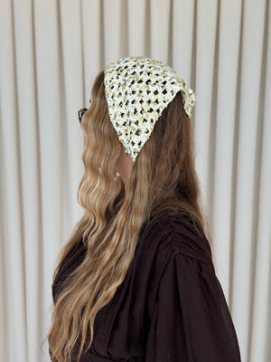 Ekru Pullu Üçgen Bandana - 2153