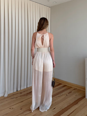 Pudra Halter Yaka Çiçek Kemerli Parlak Kumaş Tulum - 39896