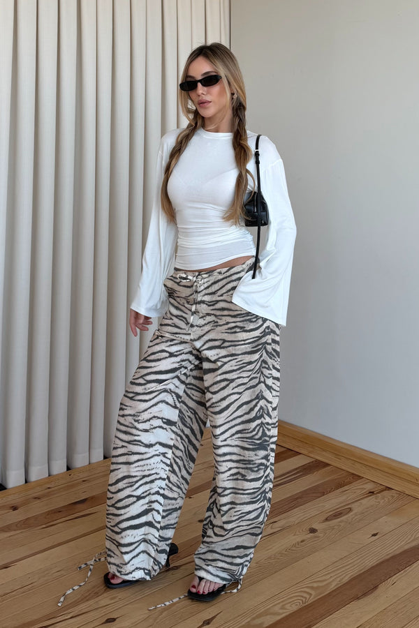 Bej Zebra Desenli Pantolon - 19005