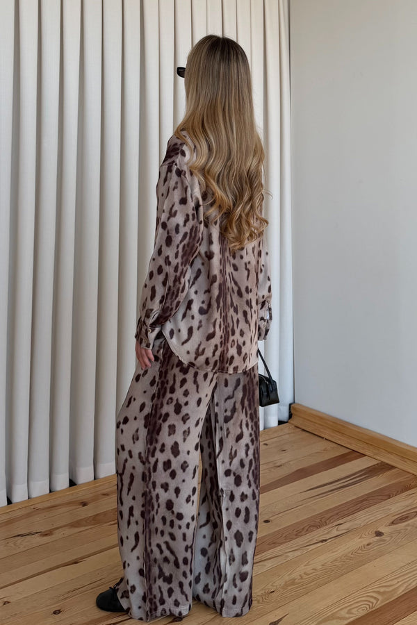 Kahve Leopar Desen Gömlek Pantolon Saten Takım - 906365