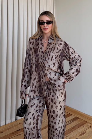 Kahve Leopar Desen Gömlek Pantolon Saten Takım - 906365