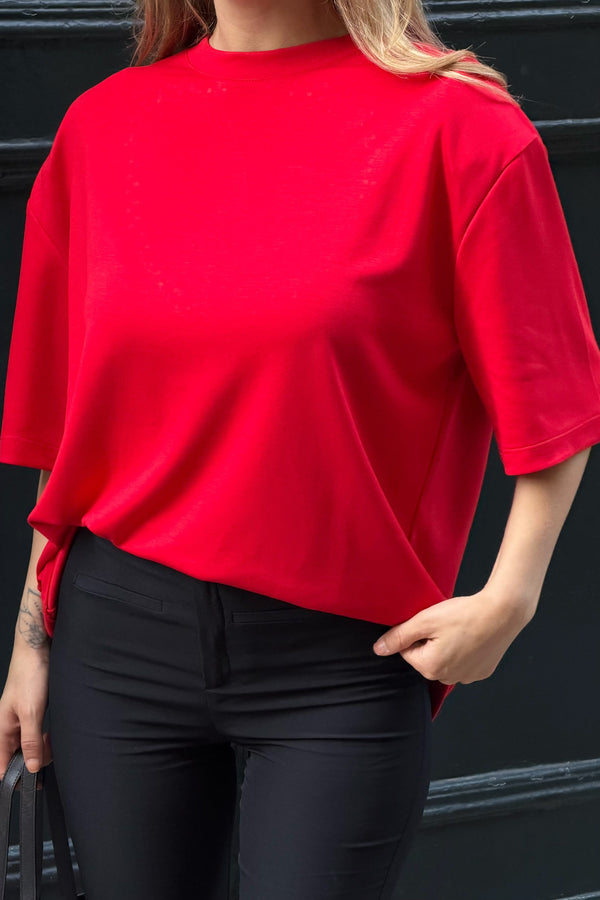 Kırmızı Sırtı Taşlı Kalp Dekolteli Vatkalı T-shirt - 4122