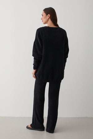 Siyah Yumoş Üçlü Takım