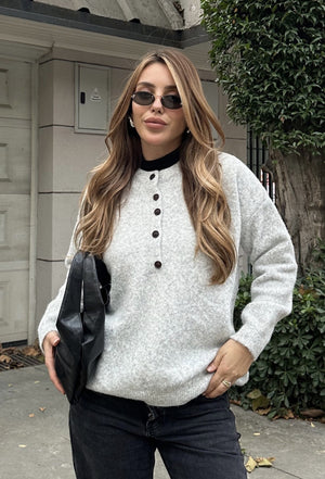 Gri Düğmeli Bisiklet Yaka Triko Kazak - 2464