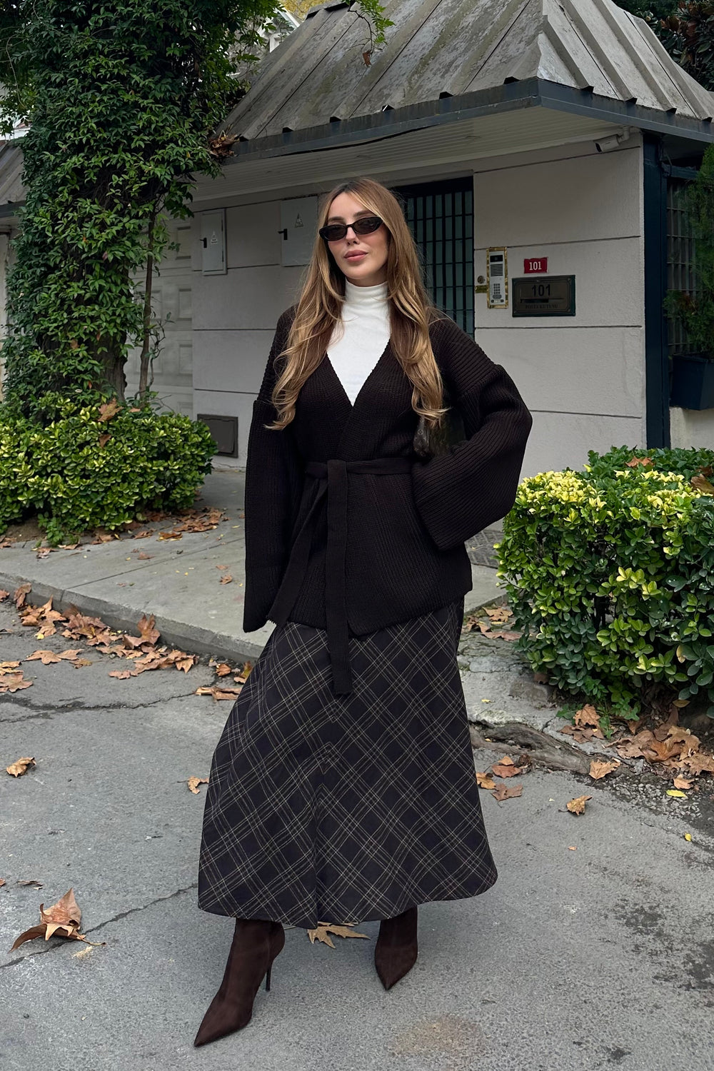 Acı Kahve %100 Pamuk Kemerli Triko Hırka - 4627