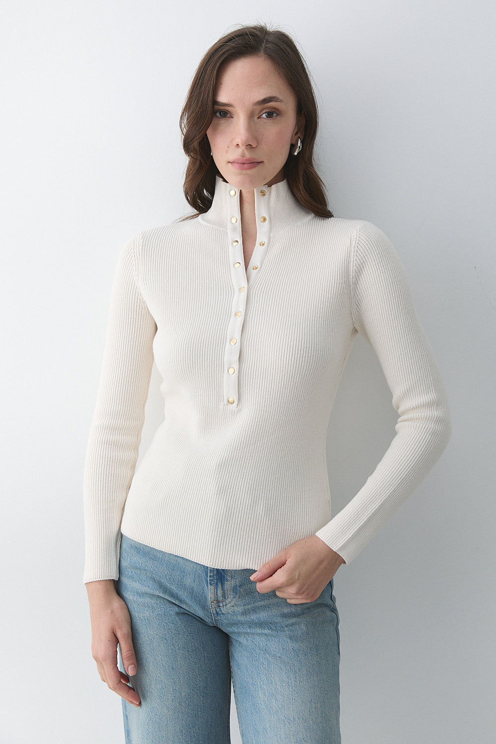 Krem Çıtçıtlı Boğazlı Kazak - 251037