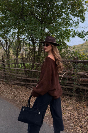 Kahverengi Kayık Yaka Kazak - 4338