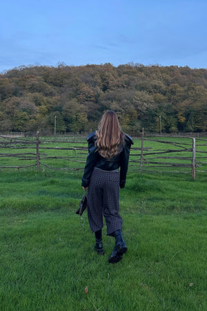 Siyah Apolet Detaylı Tasarım Deri Ceket