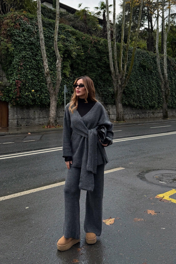 Asimetrik Yaka Bağlamalı Triko Takım - 25814