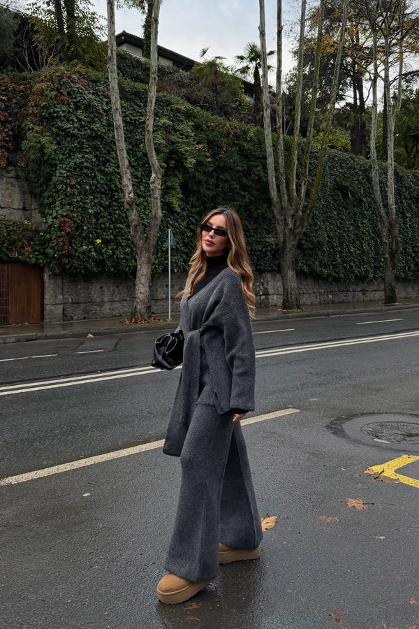 Asimetrik Yaka Bağlamalı Triko Takım - 25814