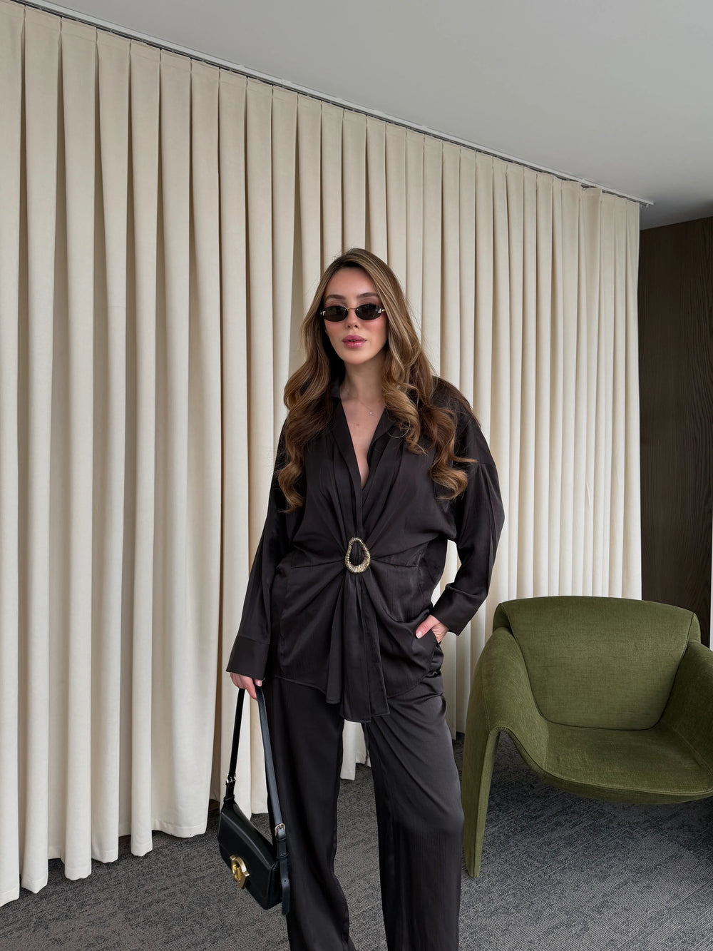 Kahverengi Tokalı Gömlek Pantolon Takım - 51240