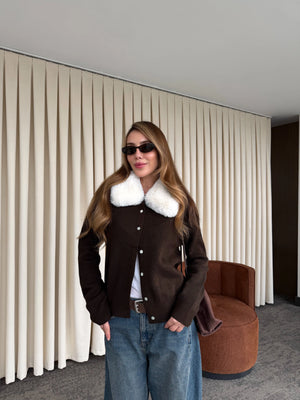 Kahverengi Yakası Kürklü Hırka - 261002