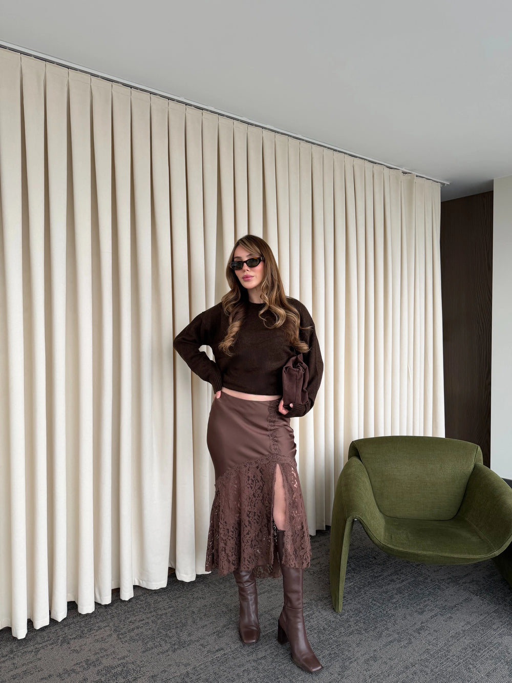 Kahverengi Saten Dantelli Etek - 37206