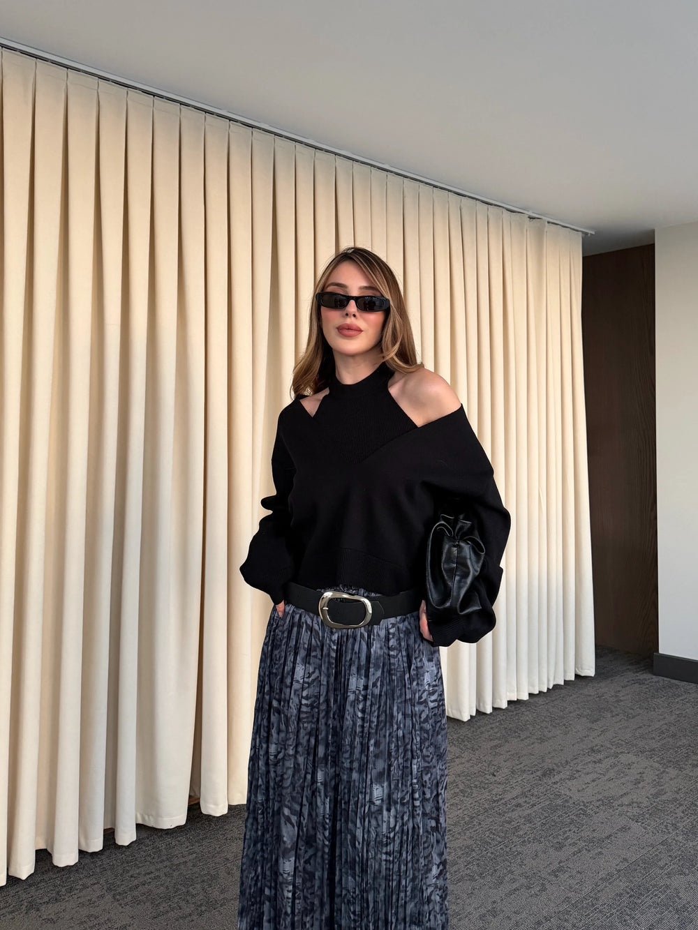 Siyah İkili V Yaka Kazak - 251206