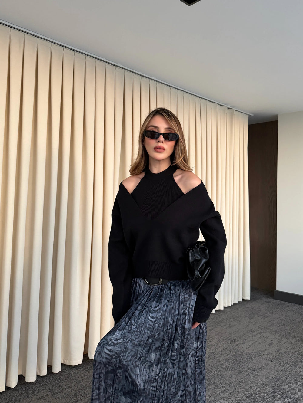 Siyah İkili V Yaka Kazak - 251206