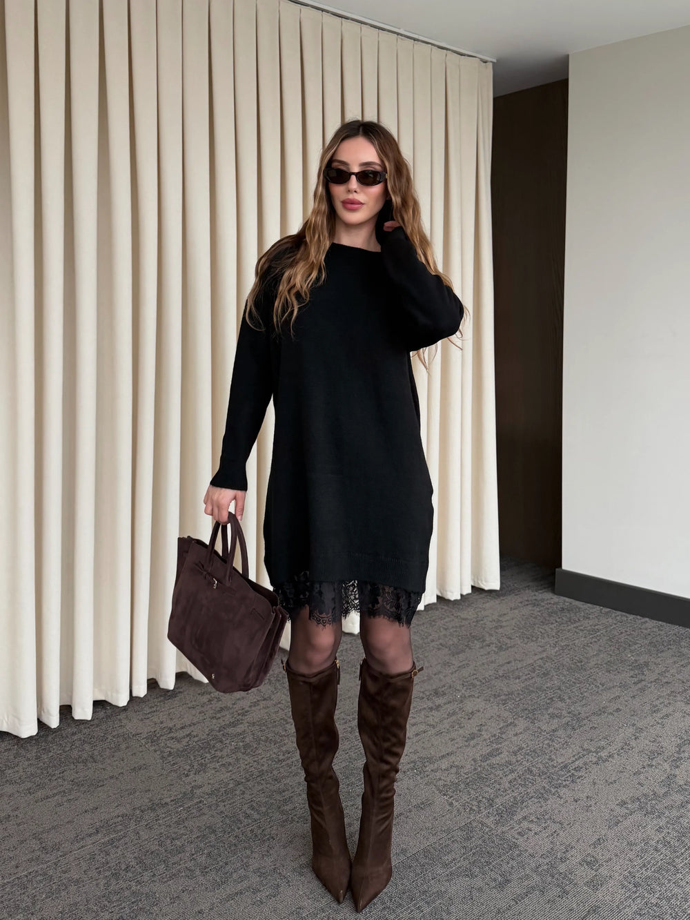 Siyah Dantelli Kısa Triko Elbise - 251008