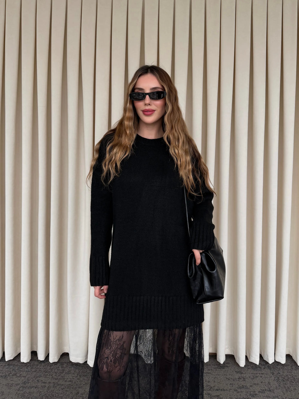 Siyah Tül Detaylı Uzun Triko Elbise - 251009