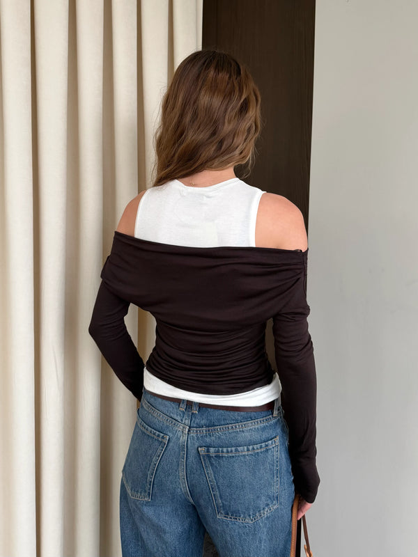 Kahverengi Beyaz Atletli Kayık Yaka Bluz - 0780