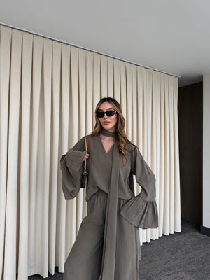 Haki Kolları Volanlı Bluz Pantolon Takım - 0812