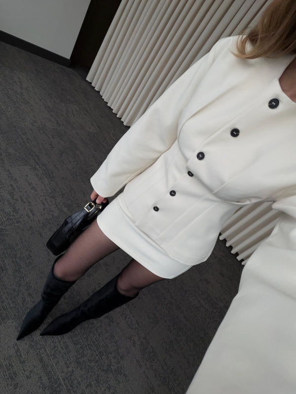 Ekru Düğmeli Pileli Ceket Etek Takım - 30422