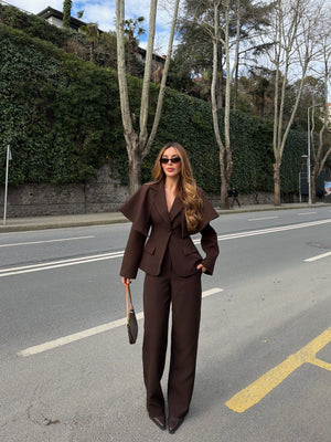 Kahverengi Pelerin Detaylı Ceket Pantolon Takım - 202604