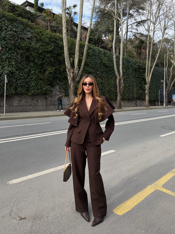 Kahverengi Pelerin Detaylı Ceket Pantolon Takım - 202604