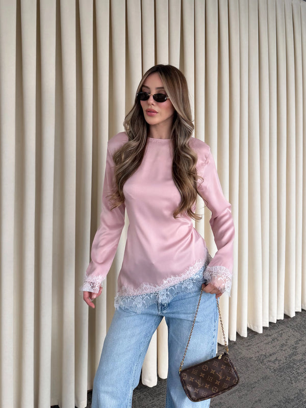 Pembe Saten Asimetrik Dantelli Bluz - 0320