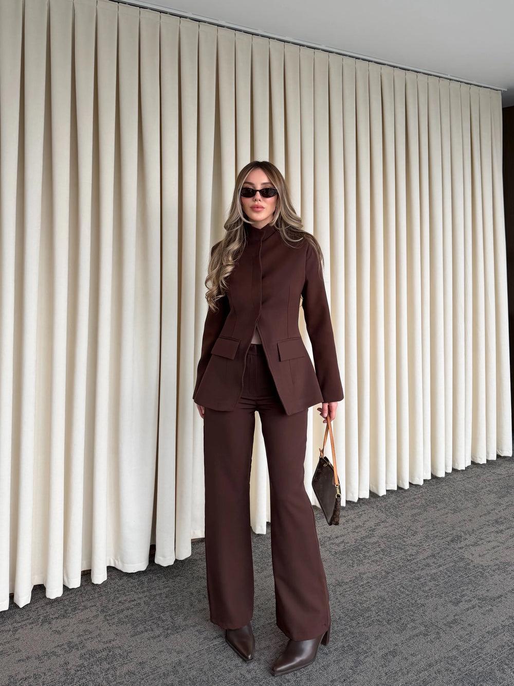 Kahverengi Hakim Yaka Ceket Pantolon Takım - 7100