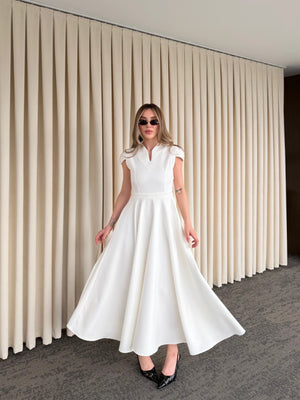 Beyaz Mini V Yaka Elbise - 242480