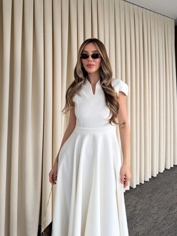 Beyaz Mini V Yaka Elbise - 242480