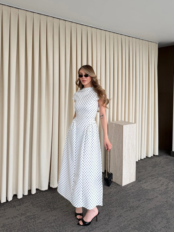Beyaz Puantiyeli Uzun Elbise - 5092