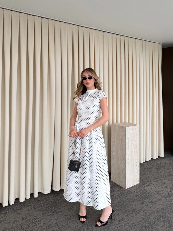 Beyaz Puantiyeli Uzun Elbise - 5092