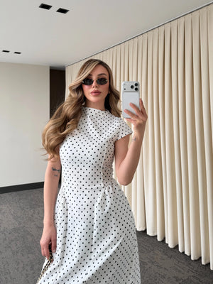 Beyaz Puantiyeli Uzun Elbise - 5092