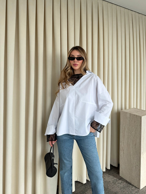 Beyaz İçi Dantelli Gömlek - 0826