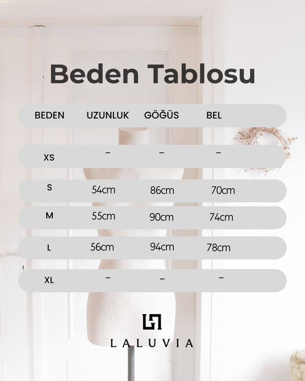 Beyaz Puantiyeli Asimetrik Yaka Bluz - 71779