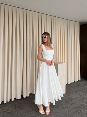 Beyaz Beli Fiyonklu Prenses Model Elbise - 3333