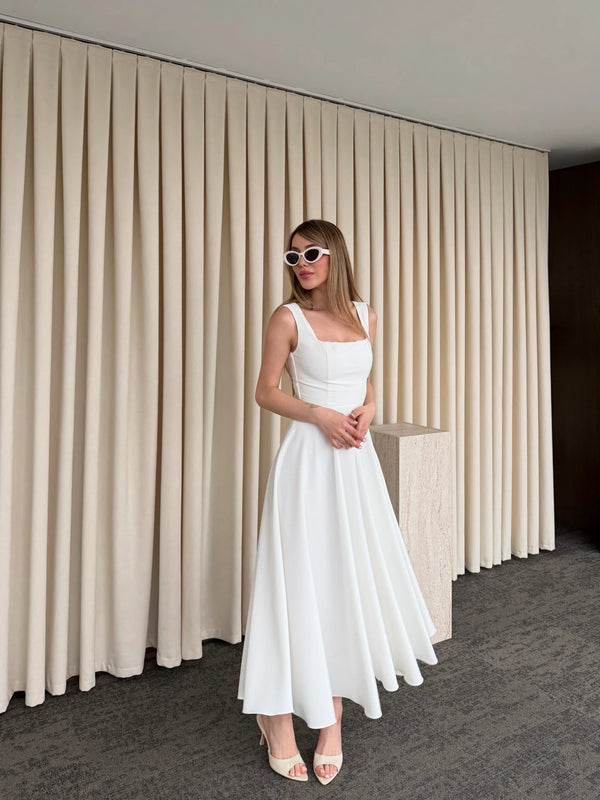Beyaz Beli Fiyonklu Prenses Model Elbise - 3333