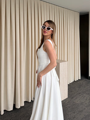 Beyaz Beli Fiyonklu Prenses Model Elbise - 3333