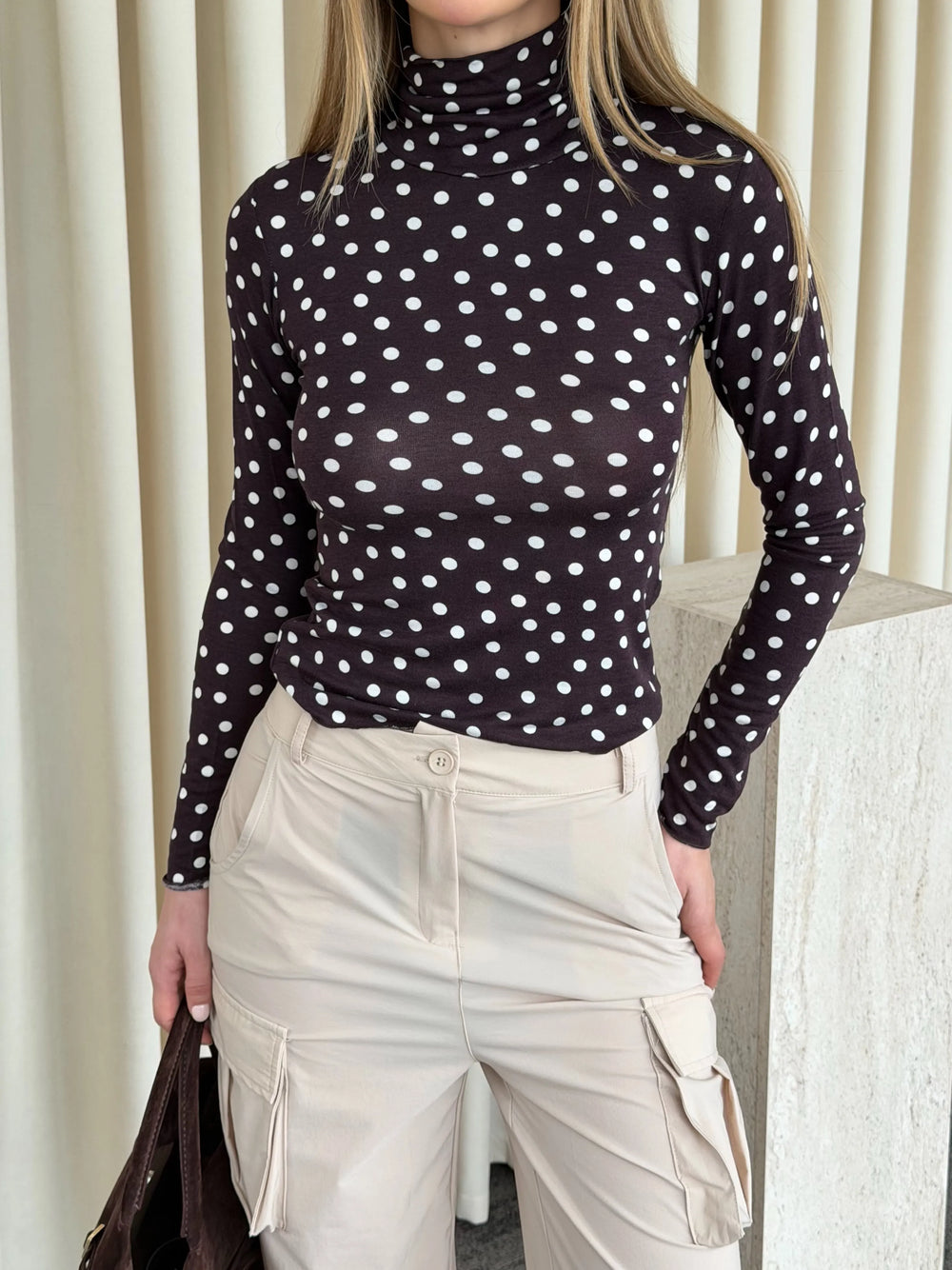 Kahverengi Balıkçı Yaka Likralı Puantiyeli Bluz - 0667