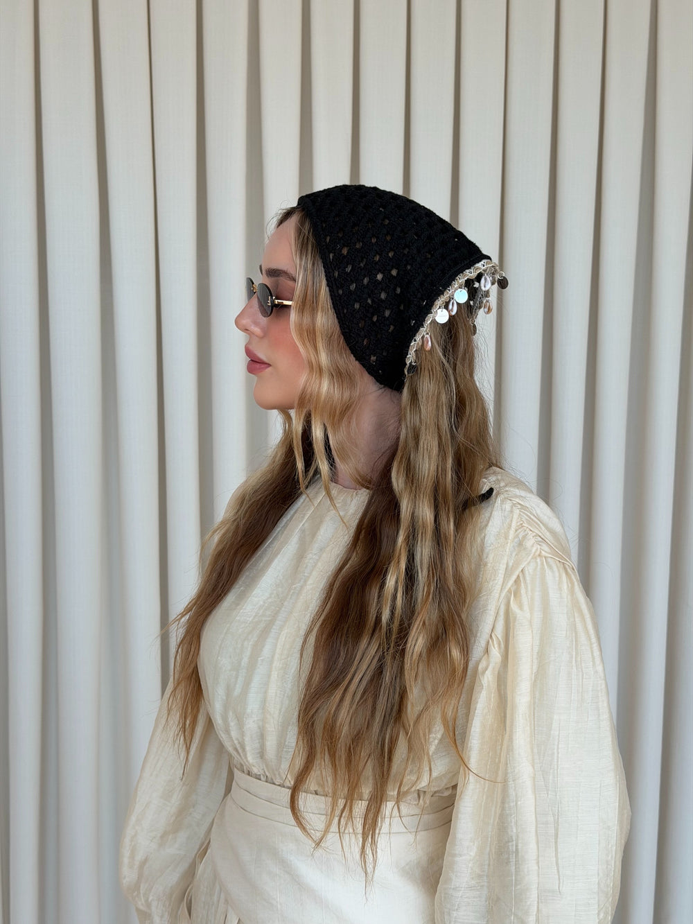 Siyah Dik Üçgen Deniz Kabuklu Bandana - 2152