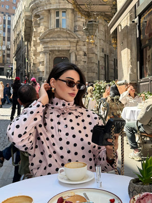 Pembe Yandan Büzgülü Puantiyeli Yağmurluk - 4171