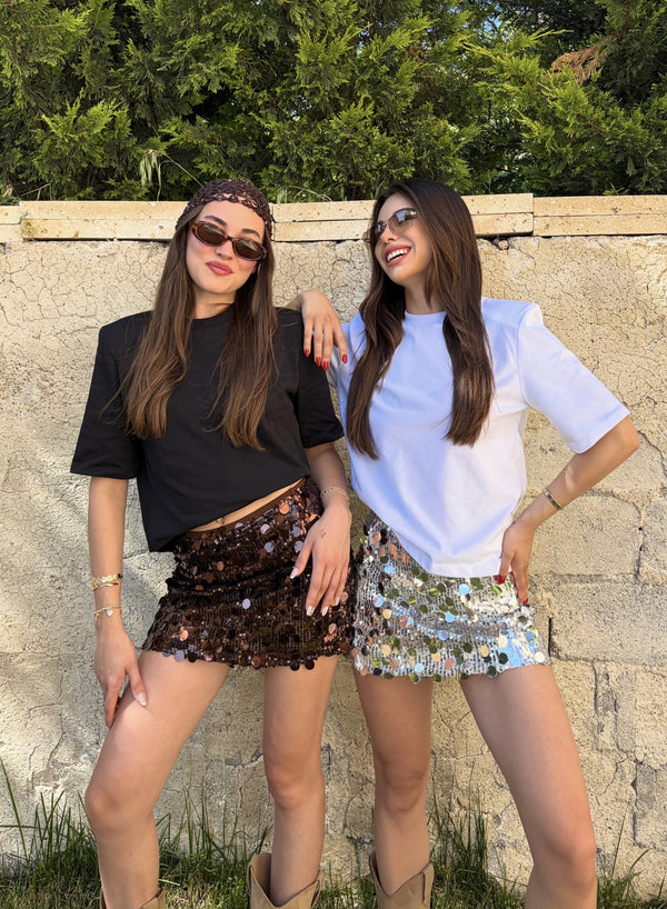 Siyah Vatka Detaylı Tshirt - T241134