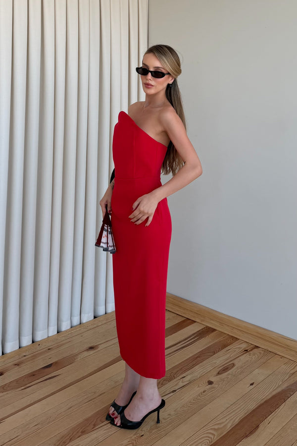 Kırmızı Tasarım Yaka Yırtmaçlı Uzun Elbise - 8581
