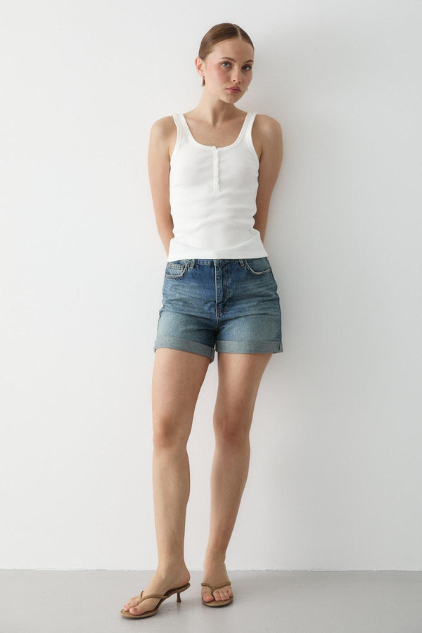 Açık Ekru Önden Düğmeli Atlet