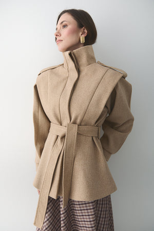 Bej Apoletli Vatkalı Kaşe Kaban - 1005