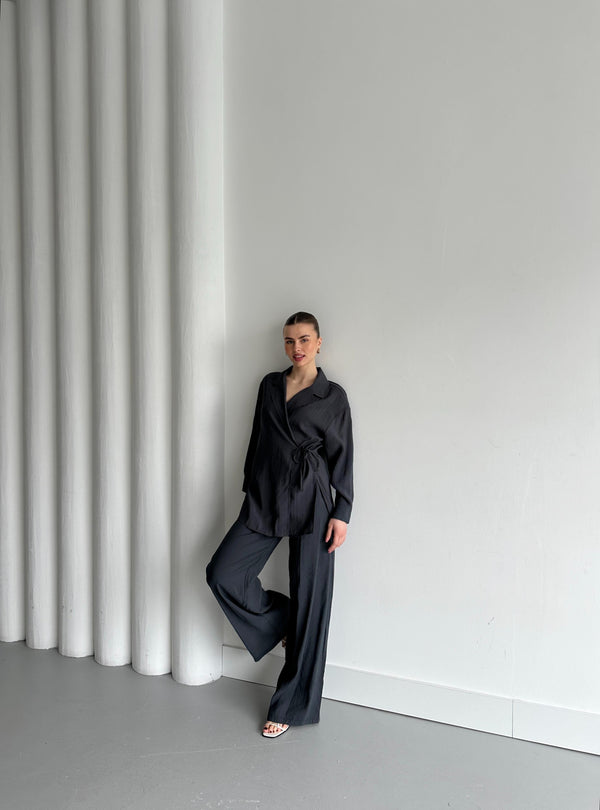 Antrasit Yaka Detaylı Bağlamalı Kimono Takım