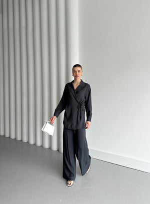 Antrasit Yaka Detaylı Bağlamalı Kimono Takım
