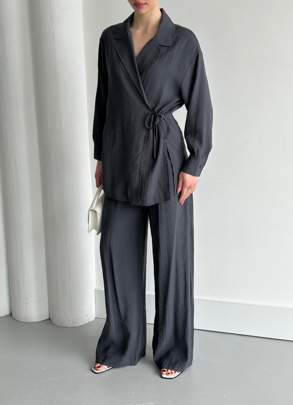 Antrasit Yaka Detaylı Bağlamalı Kimono Takım