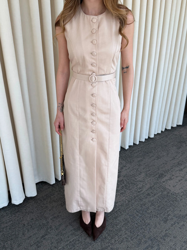 Bej Düğmeli Kemerli Gabardin Elbise - 5002