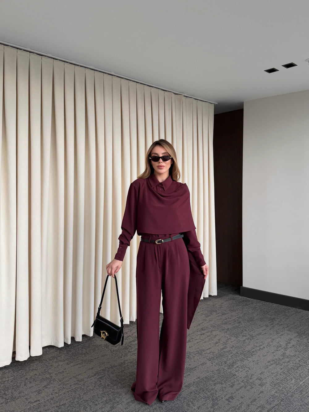 Bordo Kemerli Şal Yaka Gömlek Pantolon Takım - 8004